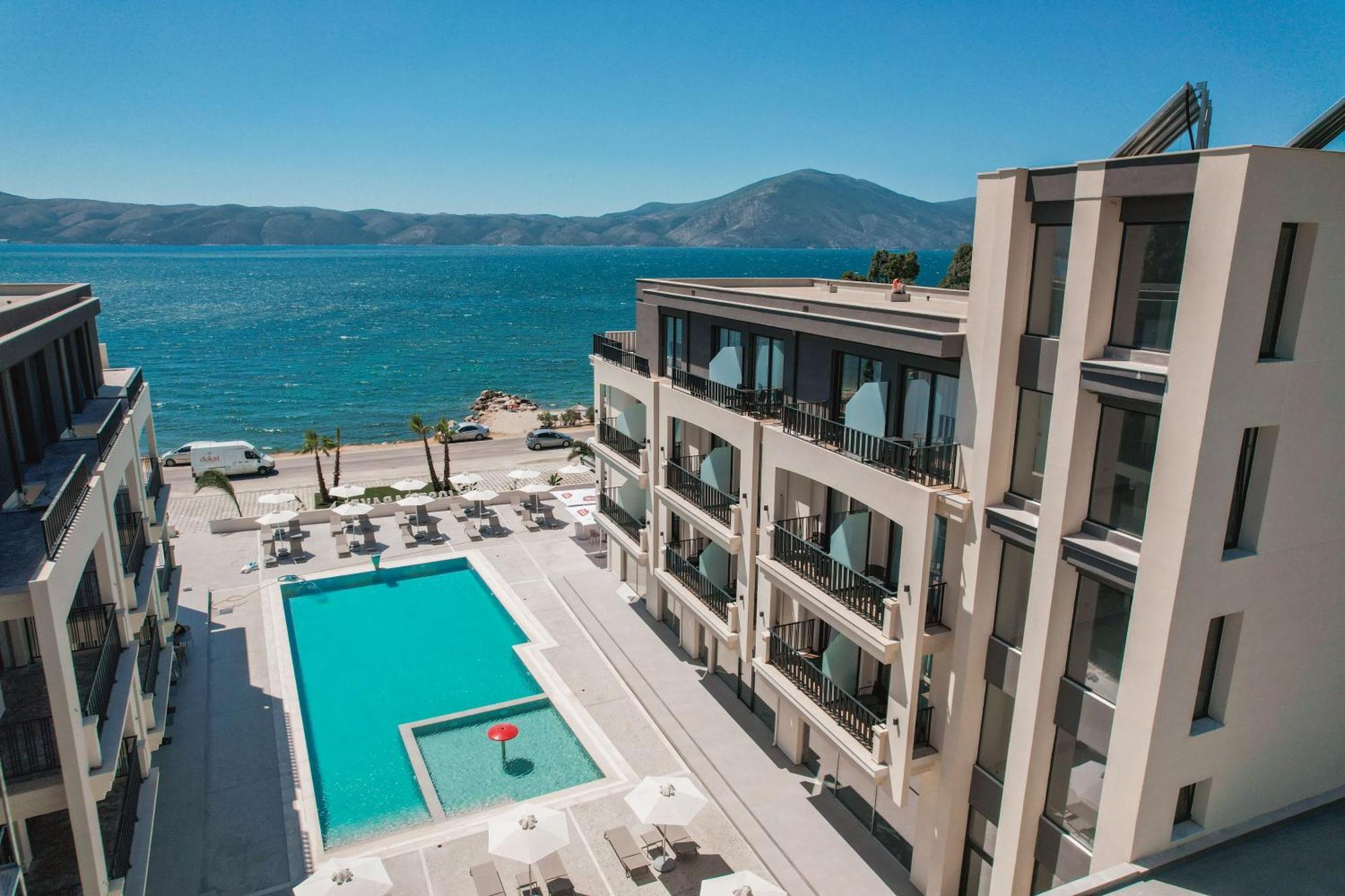 Jost Caravel Hotel Radhime Exterior photo
