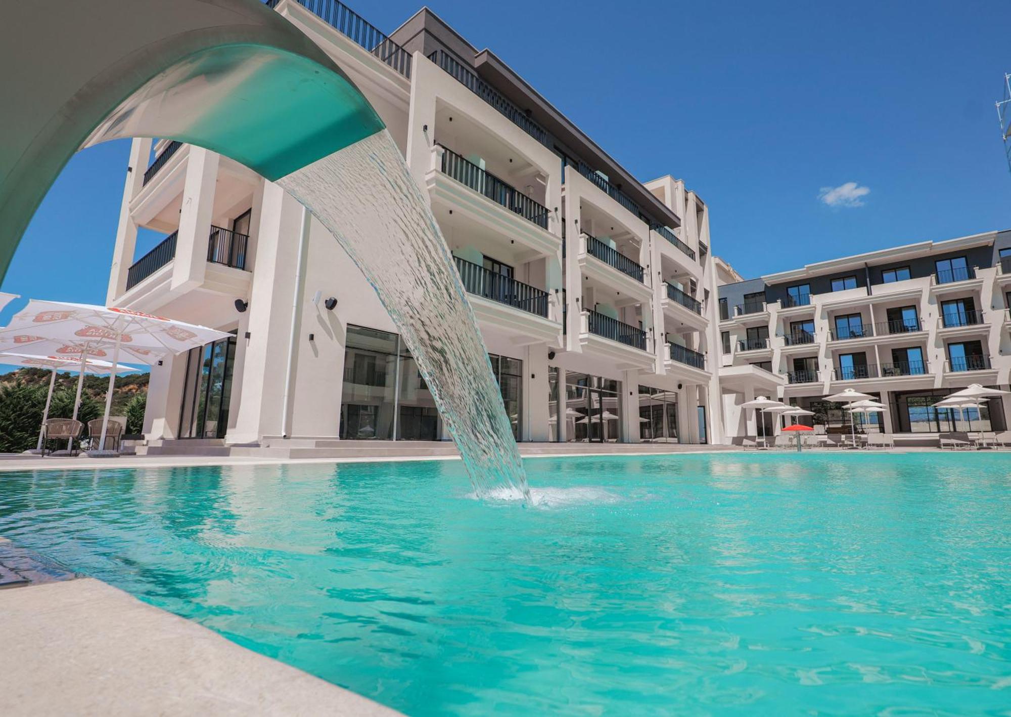 Jost Caravel Hotel Radhime Exterior photo