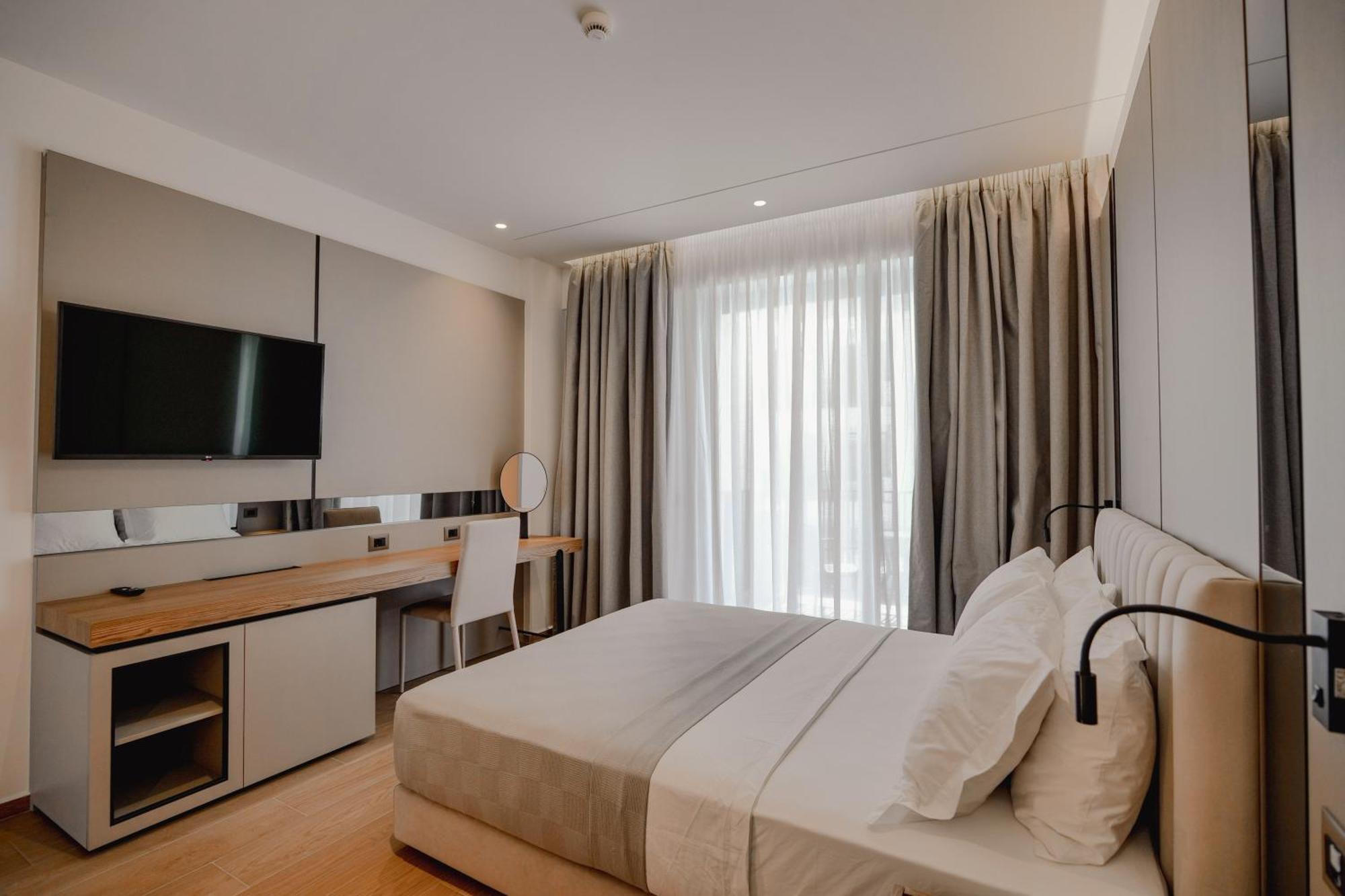 Jost Caravel Hotel Radhime Exterior photo