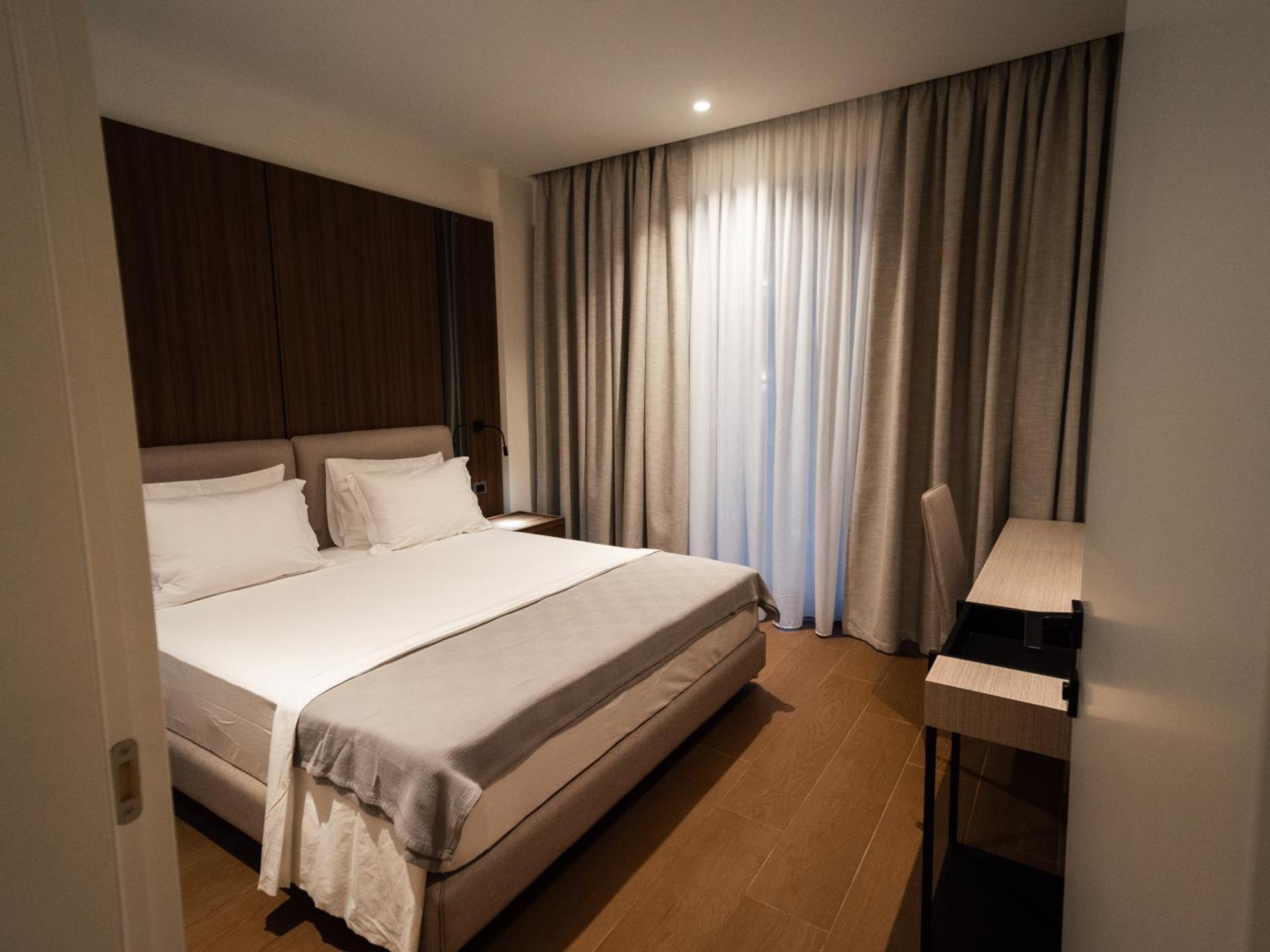 Jost Caravel Hotel Radhime Exterior photo