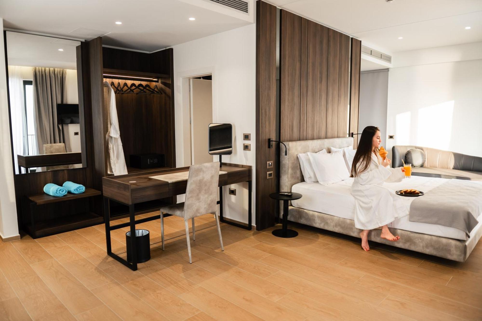 Jost Caravel Hotel Radhime Exterior photo